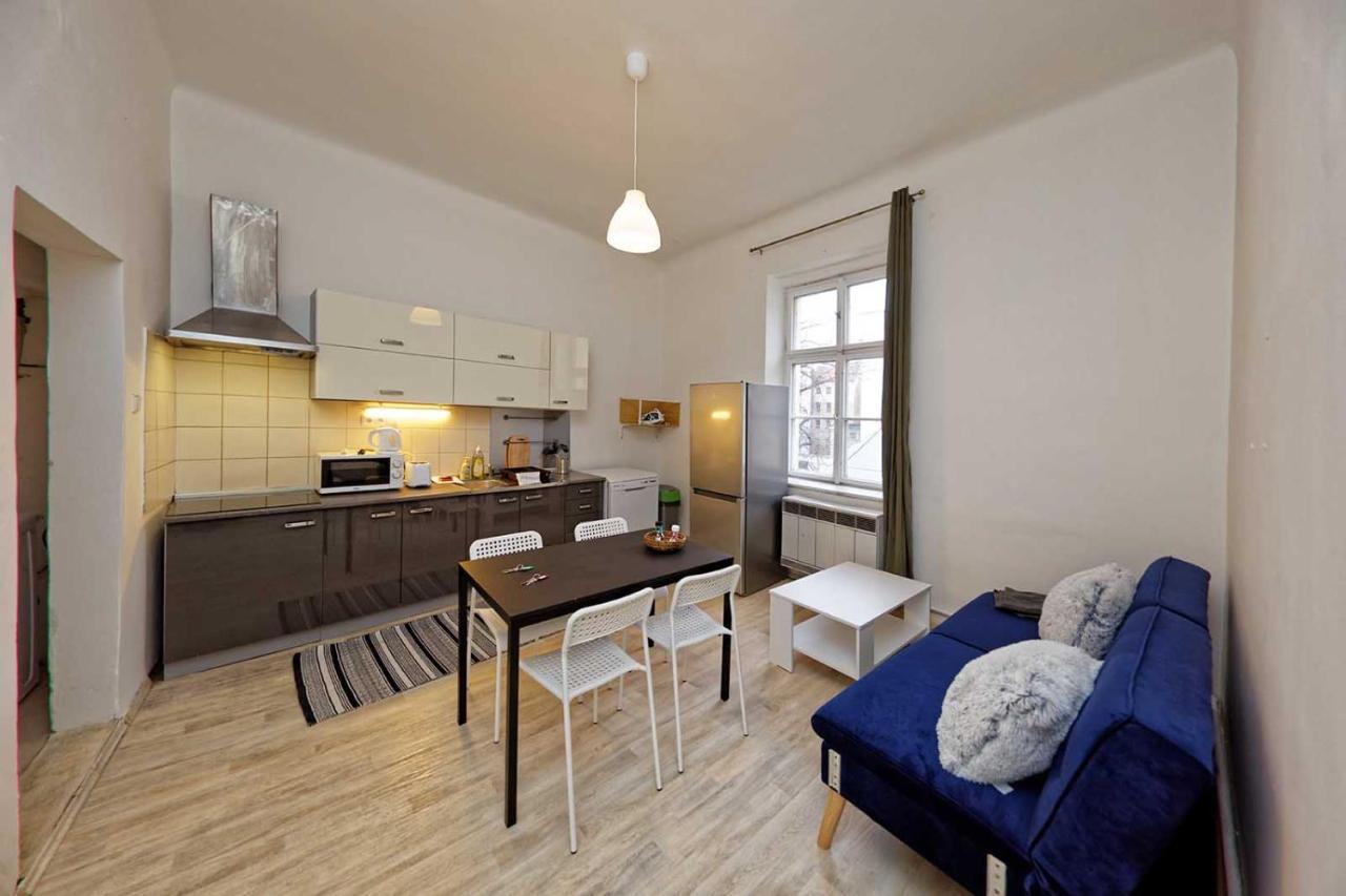 Peter'S Tower Apartments ปราก ภายนอก รูปภาพ