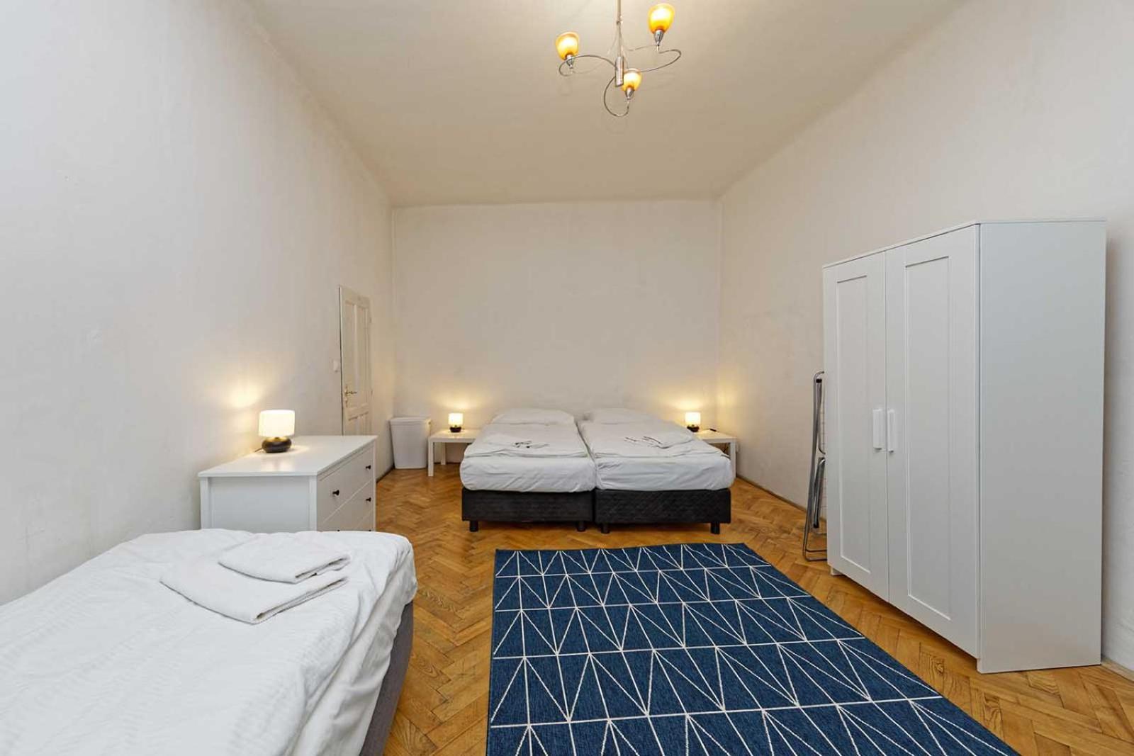 Peter'S Tower Apartments ปราก ภายนอก รูปภาพ